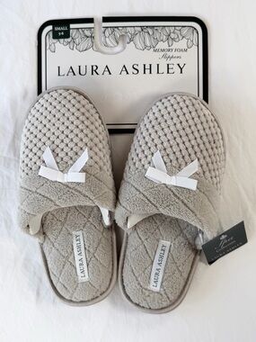 Laura Ashley Light Gray Quilted Memory Foam Slip-On Slippers with White Bows